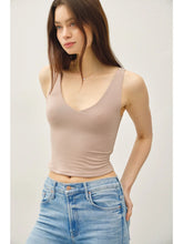 Load image into Gallery viewer, Very Me Cropped V-Neck
