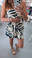 Load image into Gallery viewer, Off To Paradise Shorts Navy
