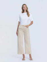 Load image into Gallery viewer, Leslie Crop Wide Leg Jeans
