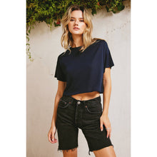 Load image into Gallery viewer, Boxy Cut Crop Top
