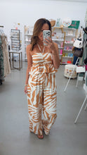 Load image into Gallery viewer, Off To Paradise Wide Leg Pants Peach
