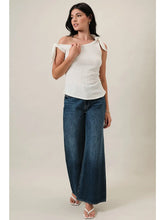 Load image into Gallery viewer, One Off Ivory Top
