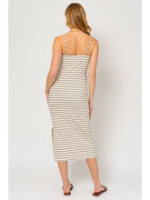 Load image into Gallery viewer, Strike A Convo Midi Dress
