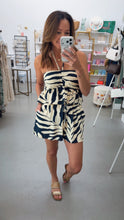 Load image into Gallery viewer, Off To Paradise Shorts Navy
