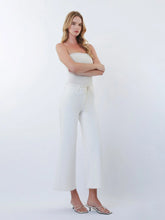Load image into Gallery viewer, White Sands Wide Leg Cropped Jeans
