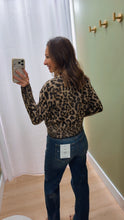 Load image into Gallery viewer, Catwalk Cardigan
