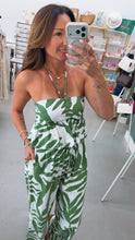 Load image into Gallery viewer, Off To Paradise Crop Top Green
