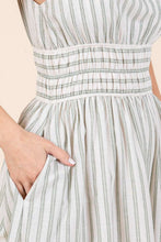 Load image into Gallery viewer, Hope Floats Maxi Dress
