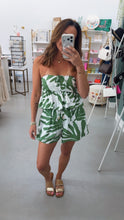 Load image into Gallery viewer, Off To Paradise Shorts Green
