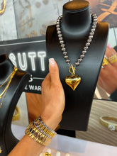 Load image into Gallery viewer, Glam Heart Necklace

