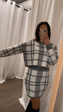 Load image into Gallery viewer, Plaid To Meet You Crop Top
