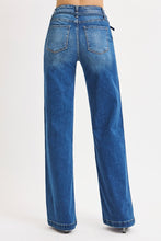 Load image into Gallery viewer, Christy High Rise Belted Jeans
