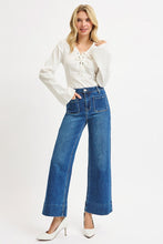 Load image into Gallery viewer, Casie High Rise Crop Jeans
