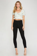 Load image into Gallery viewer, Blue Floral Top

