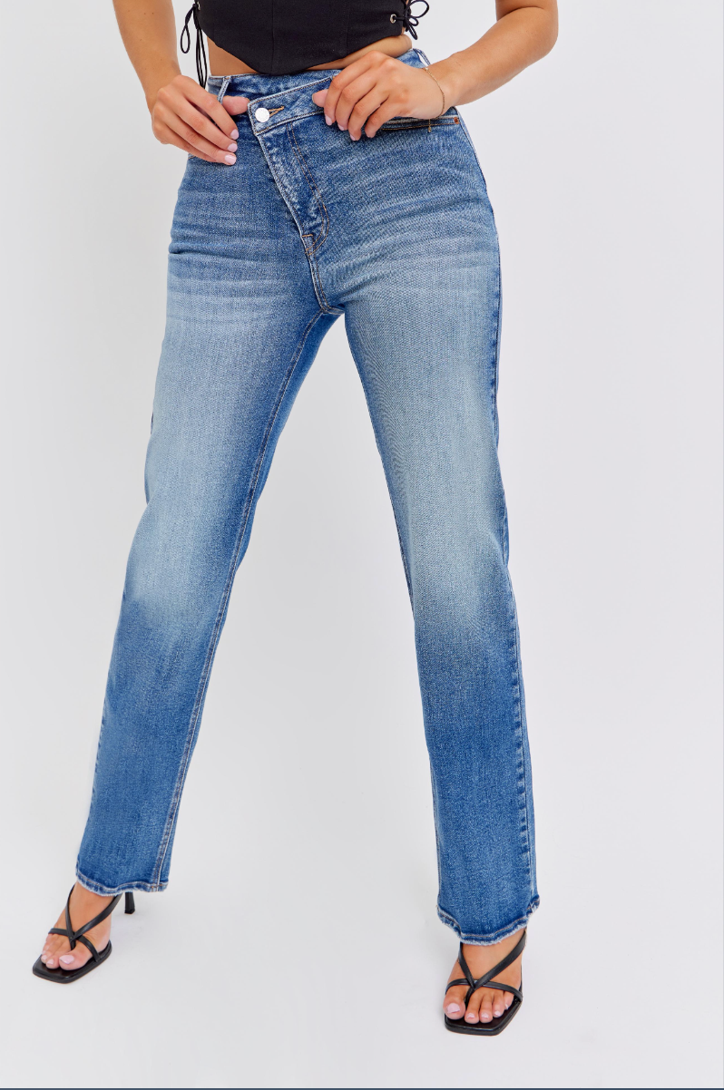 Crossover High Rise Dad Jeans