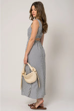 Load image into Gallery viewer, Sunday Chill Midi Dress Navy
