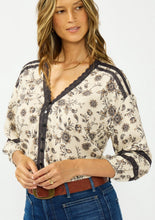 Load image into Gallery viewer, Darlin In Lace Top

