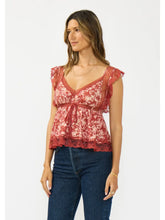 Load image into Gallery viewer, The It Girl Top
