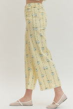 Load image into Gallery viewer, Garden Party Cropped Pants
