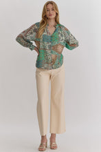 Load image into Gallery viewer, Patches For Fall Top Green
