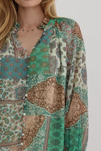 Load image into Gallery viewer, Patches For Fall Top Green
