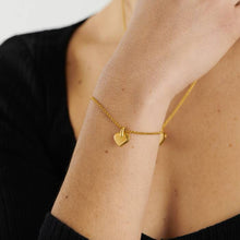 Load image into Gallery viewer, Alora Heart Gold Bracelet
