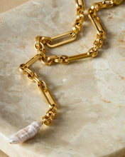 Load image into Gallery viewer, Allure Gold Pearl Lariat Necklace
