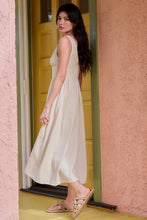 Load image into Gallery viewer, Linen Empire Midi Dress
