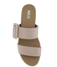 Load image into Gallery viewer, Kenzy Platform Sandal
