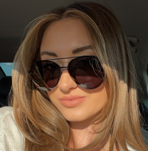 Load image into Gallery viewer, Lenox Black/Gray DIFF Sunglasses
