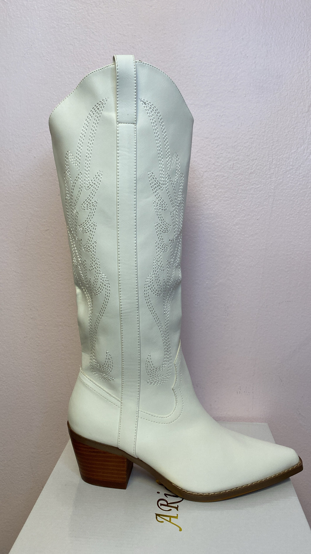 Stage Coach Boots White