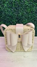 Load image into Gallery viewer, Bowtie Straw Crossbody
