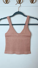 Load image into Gallery viewer, Easy Going Ribbed Cami O/S
